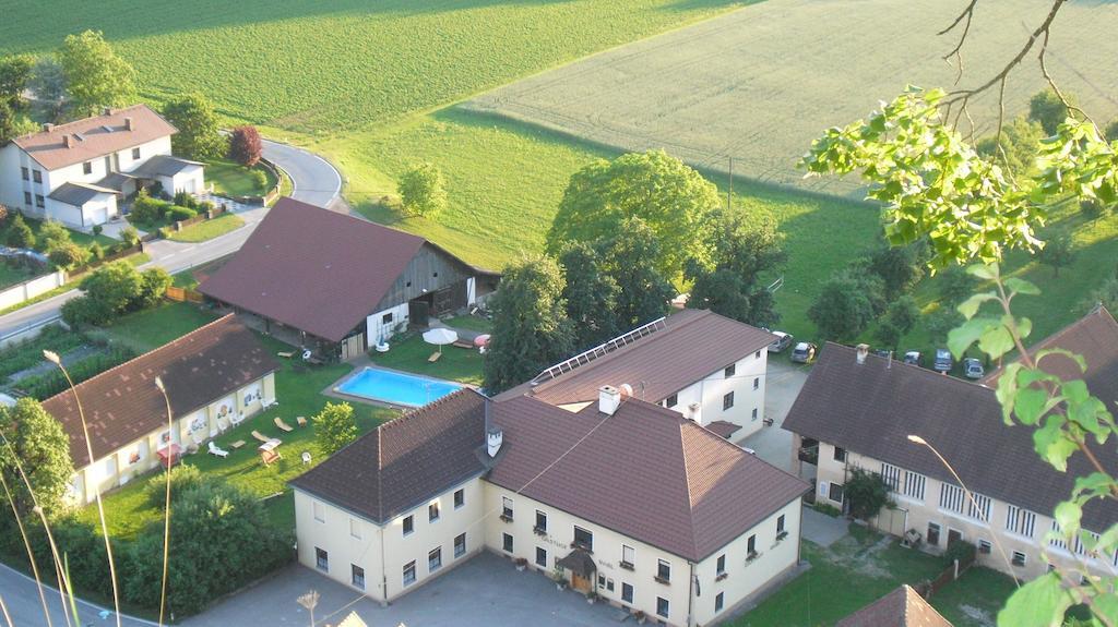 Gasthof Pension Rabl Volkermarkt Bagian luar foto
