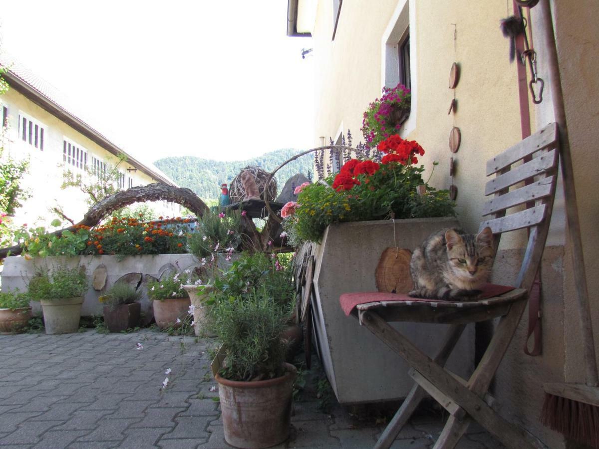 Gasthof Pension Rabl Volkermarkt Bagian luar foto