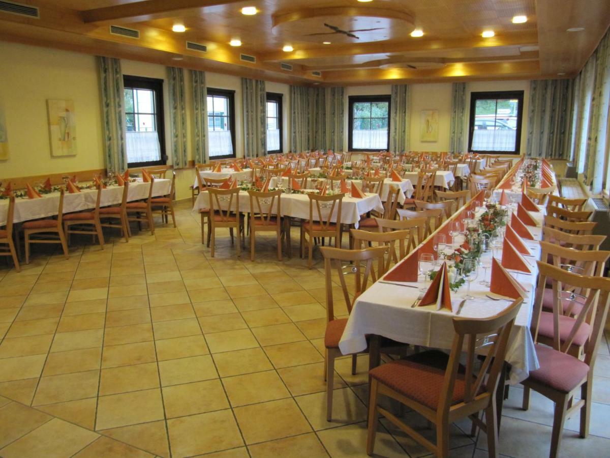 Gasthof Pension Rabl Volkermarkt Bagian luar foto